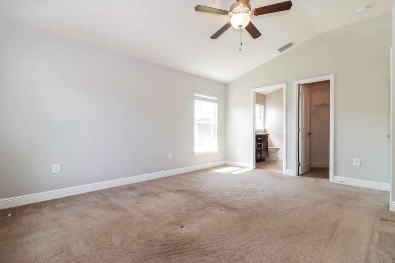 2,190/Mo, 13255 Niti Dr Hudson, FL 34669 Main Bedroom View 2