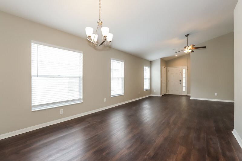 3,220/Mo, 748 Cape Cod Cir Valrico, FL 33594 Dining Room View 2