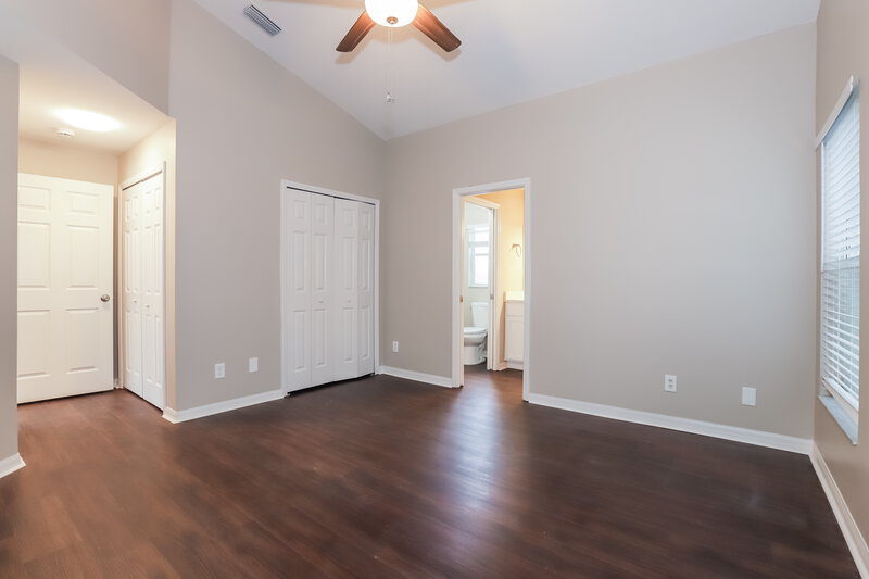 3,220/Mo, 748 Cape Cod Cir Valrico, FL 33594 Main Bedroom View 2