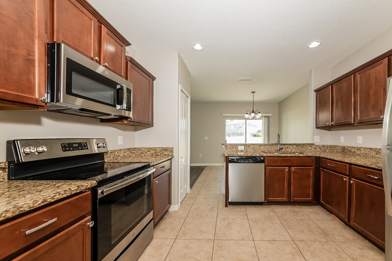 2,035/Mo, 1021 Seminole Sky Drive Ruskin, FL 33570 Kitchen View