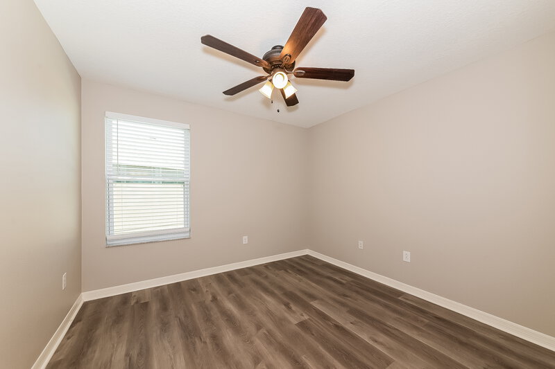 2,035/Mo, 1021 Seminole Sky Drive Ruskin, FL 33570 Bedroom View 2