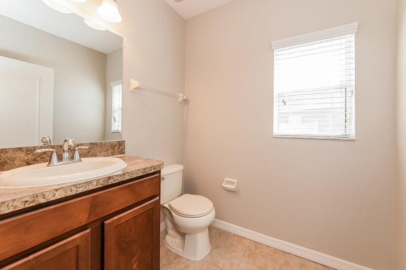 2,035/Mo, 1021 Seminole Sky Drive Ruskin, FL 33570 Bathroom View