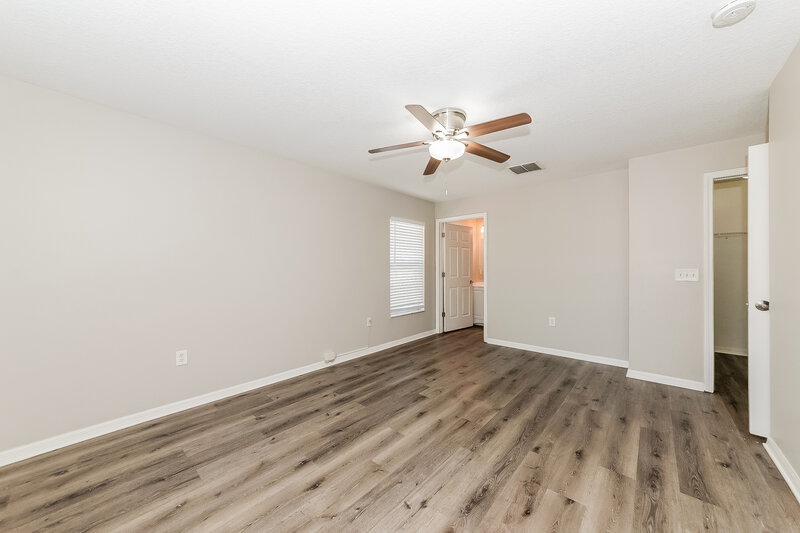 1,975/Mo, 1316 Bayou Pass Dr Ruskin, FL 33570 Main Bedroom View 2