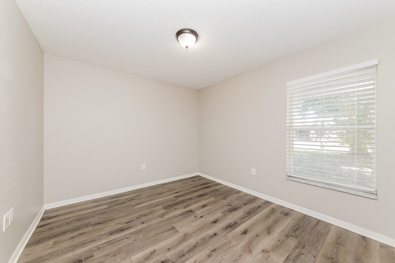 1,975/Mo, 1316 Bayou Pass Dr Ruskin, FL 33570 Bedroom View 3