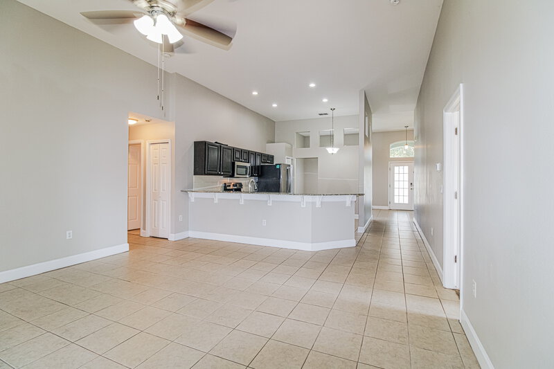 2,030/Mo, 5235 Greystone Dr Spring Hill, FL 34609 Living Room View 2