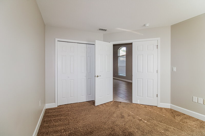 2,030/Mo, 5235 Greystone Dr Spring Hill, FL 34609 Bedroom View 3