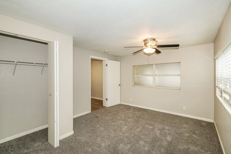 1,910/Mo, 1809 East Sitka Street Tampa, FL 33604 Main Bedroom View 2