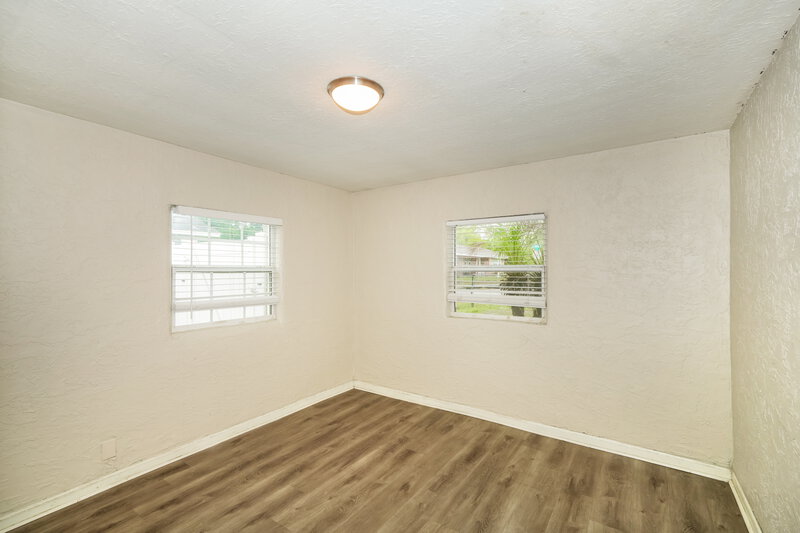 1,910/Mo, 1809 East Sitka Street Tampa, FL 33604 Bedroom View 2