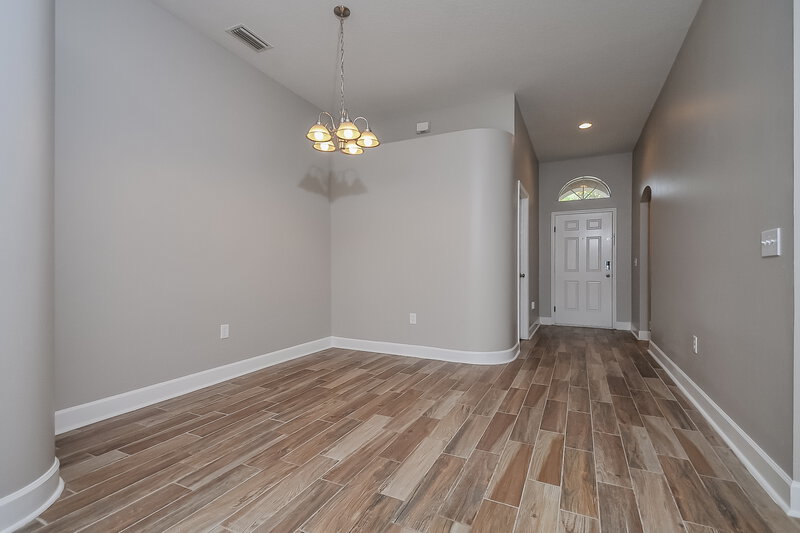2,045/Mo, 451 Stone Briar Dr Ruskin, FL 33570 Living Room View 2