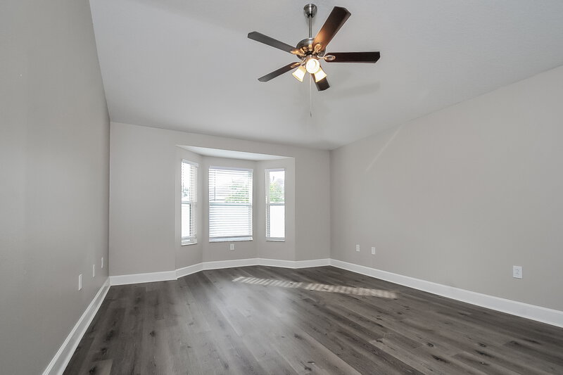 2,045/Mo, 451 Stone Briar Dr Ruskin, FL 33570 Main Bedroom View
