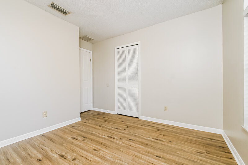 2,205/Mo, 552 Beth Ann St Valrico, FL 33594 Bedroom View 3