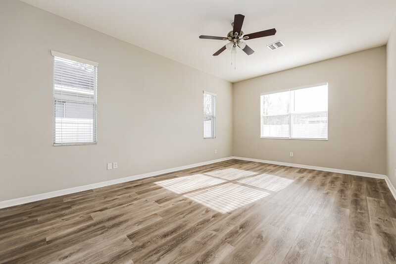 1,925/Mo, 16326 Laurel Garden Ct Spring Hill, FL 34610 Main Bedroom View