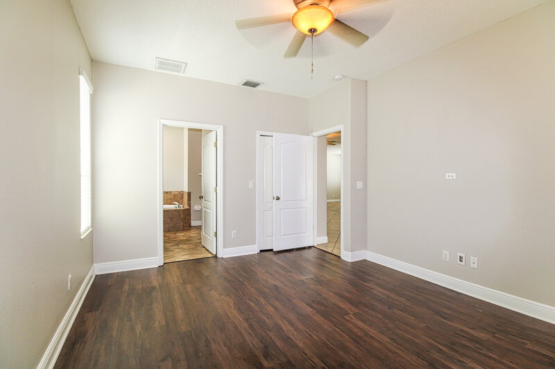 2,355/Mo, 12307 Cricklewood Dr Spring Hill, FL 34610 Main Bedroom View