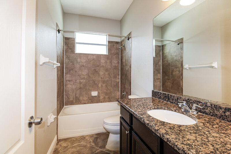 2,355/Mo, 12307 Cricklewood Dr Spring Hill, FL 34610 Bathroom View