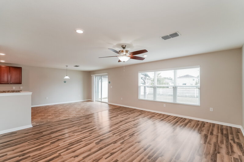 2,400/Mo, 10635 Laguna Plains Drive Riverview, FL 33578 Living Room View