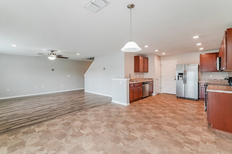 2,400/Mo, 10635 Laguna Plains Drive Riverview, FL 33578 Dining Room View 2