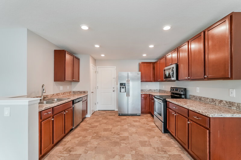 2,400/Mo, 10635 Laguna Plains Drive Riverview, FL 33578 Kitchen View
