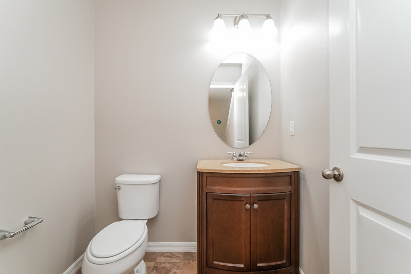 2,400/Mo, 10635 Laguna Plains Drive Riverview, FL 33578 Powder Room View