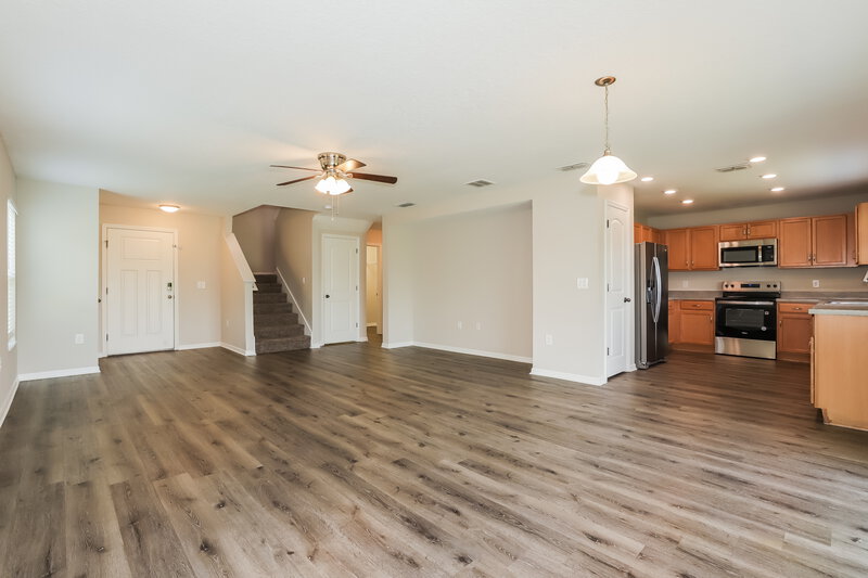 3,690/Mo, 10716 Southern Forest Dr Riverview, FL 33578 Living Room View