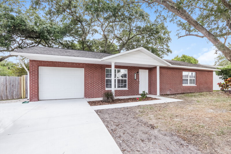 2,090/Mo, 4914 Reagan Ave Seffner, FL 33584 External View
