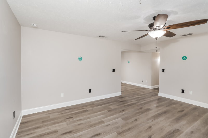 2,090/Mo, 4914 Reagan Ave Seffner, FL 33584 Misc View 3