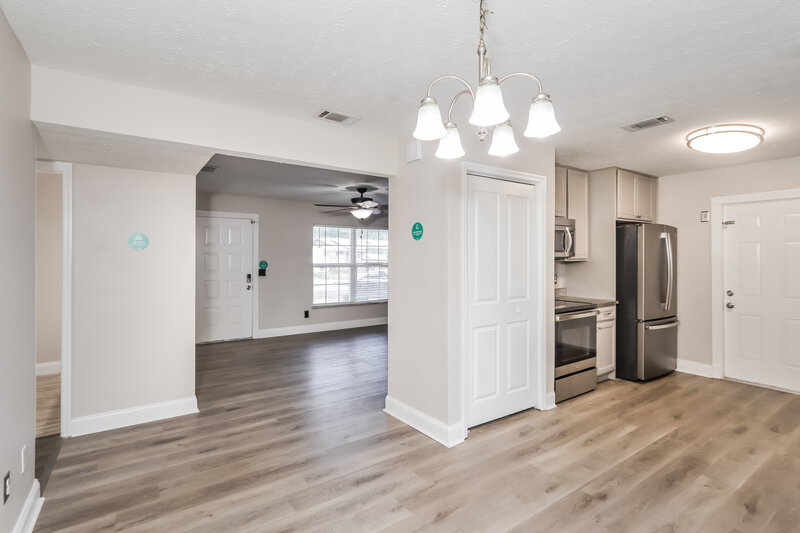 2,090/Mo, 4914 Reagan Ave Seffner, FL 33584 Misc View 4