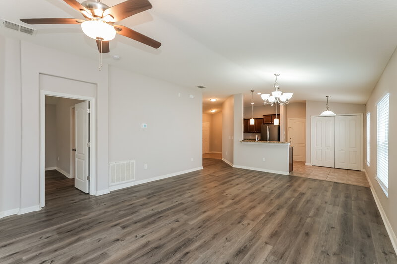 2,075/Mo, 10610 Summer Azure Dr Riverview, FL 33578 Misc View 3