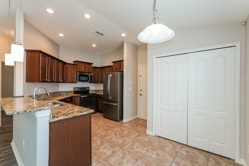 2,075/Mo, 10610 Summer Azure Dr Riverview, FL 33578 Misc View 5