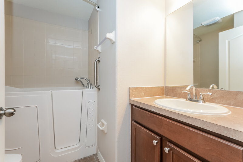 2,075/Mo, 10610 Summer Azure Dr Riverview, FL 33578 Misc View 16