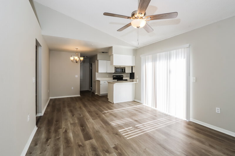 2,530/Mo, 1023 Malletwood Dr Brandon, FL 33510 Living Room View