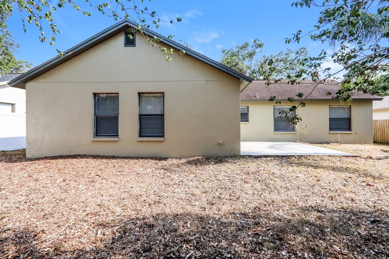 2,530/Mo, 1023 Malletwood Dr Brandon, FL 33510 Rear View