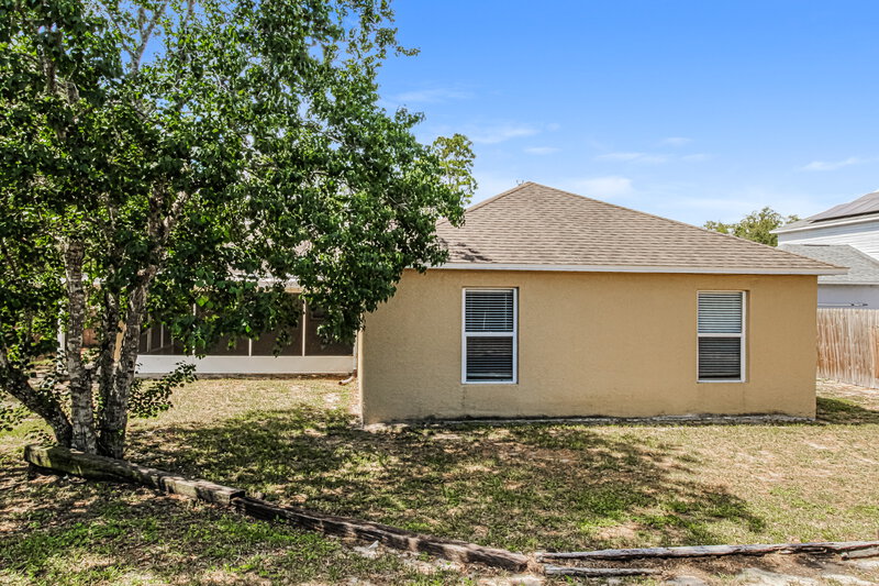 2,025/Mo, 14017 Tudor St Spring Hill, FL 34609 Rear View
