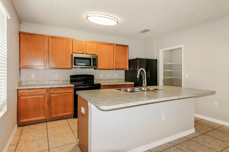 3,600/Mo, 14471 Finsbury Drive Spring Hill, FL 34609 Kitchen View