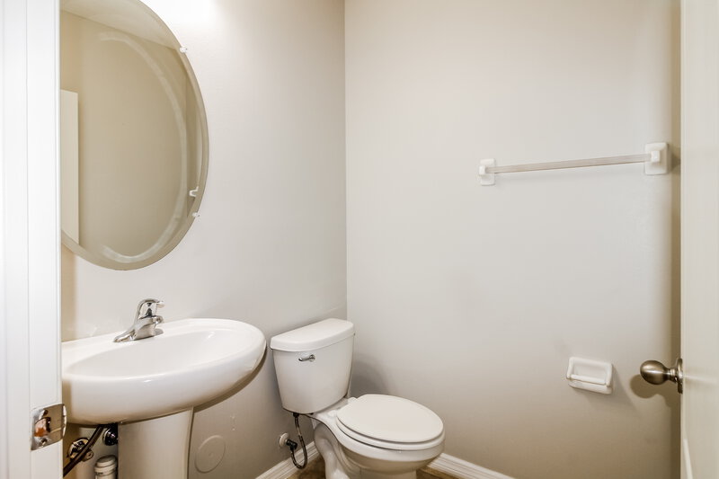 3,600/Mo, 14471 Finsbury Drive Spring Hill, FL 34609 Bathroom View 2