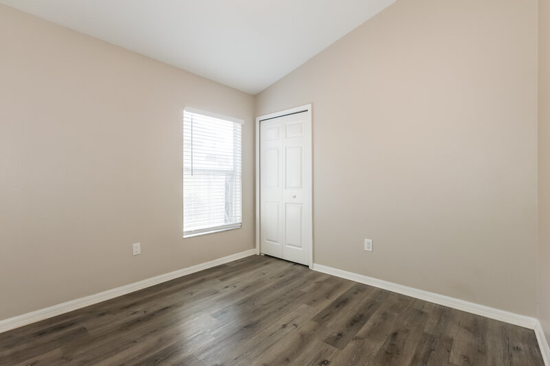 2,140/Mo, 11710 Mango Cross Ct Seffner, FL 33584 Bedroom View