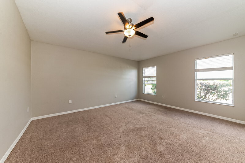 1,935/Mo, 1339 Pasadena Bloom Ln Ruskin, FL 33570 Main Bedroom View