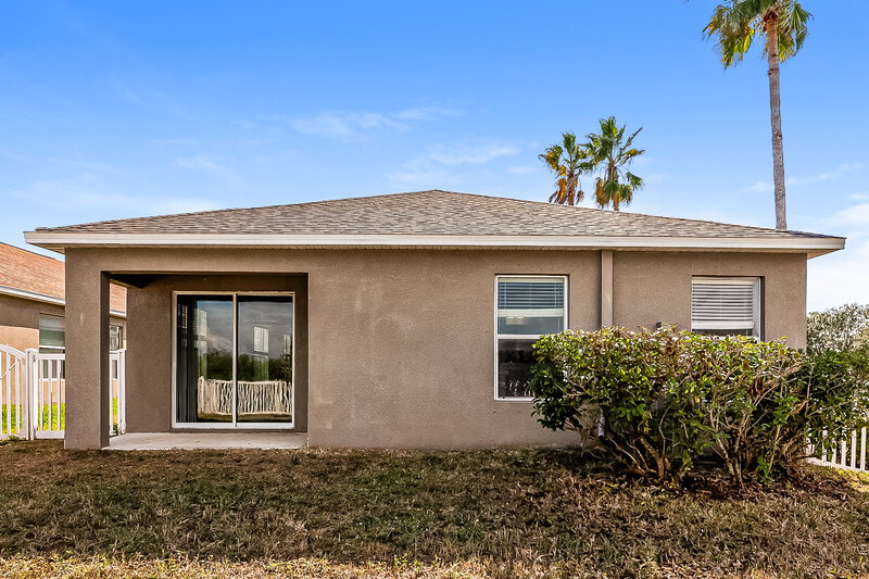 1,935/Mo, 1339 Pasadena Bloom Ln Ruskin, FL 33570 Rear View