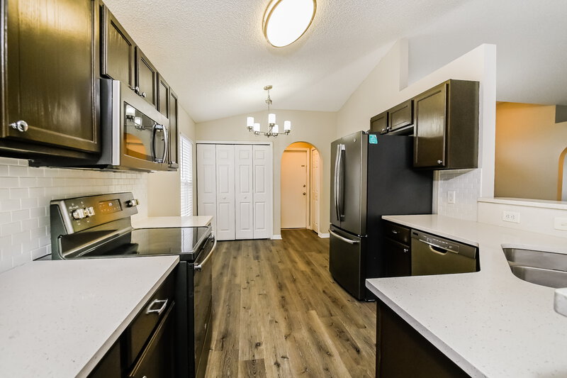 3,550/Mo, 12913 Brookcrest Place Riverview, FL 33578 Kitchen View
