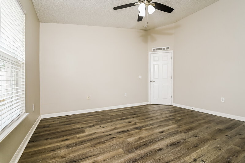 3,550/Mo, 12913 Brookcrest Place Riverview, FL 33578 Main Bedroom View 2