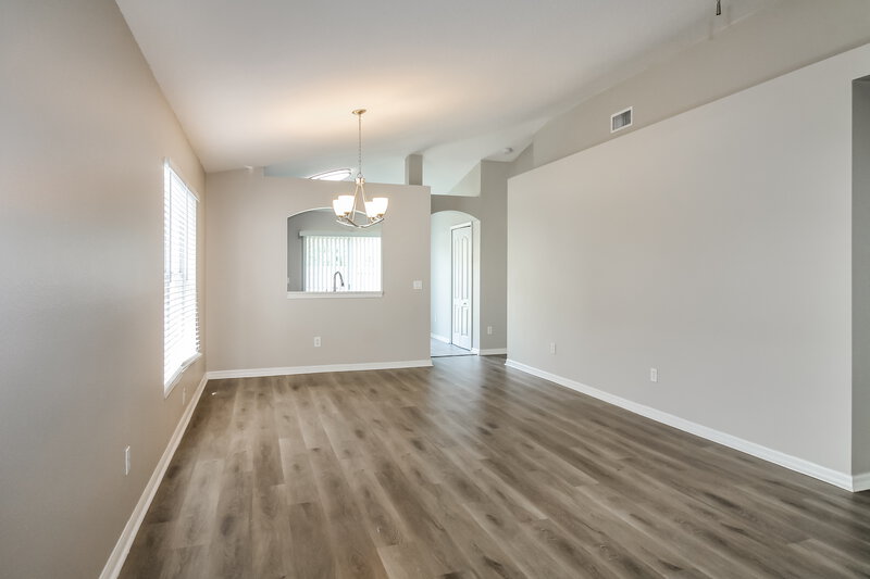 1,895/Mo, 18032 Birdwater Dr Tampa, FL 33647 Living Room View 2