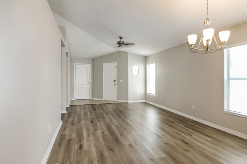 1,895/Mo, 18032 Birdwater Dr Tampa, FL 33647 Dining Room View