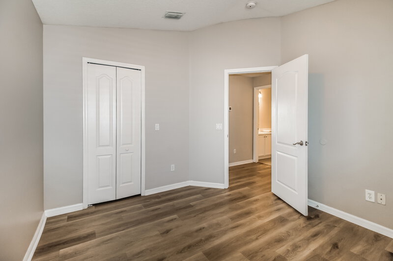 1,895/Mo, 18032 Birdwater Dr Tampa, FL 33647 Bedroom View