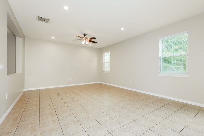 2,640/Mo, 1309 Canyon Oaks Dr Brandon, FL 33510 Living Room View 2
