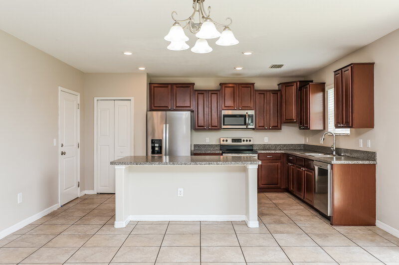 2,475/Mo, 1625 Climbing Dayflower Dr Ruskin, FL 33570 Dining Room View