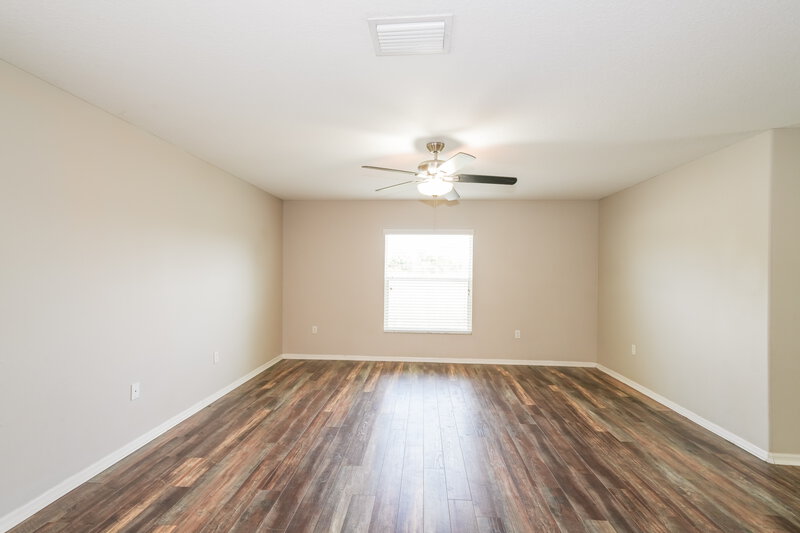 2,235/Mo, 7614 Maroon Peak Dr Ruskin, FL 33573 Living Room View