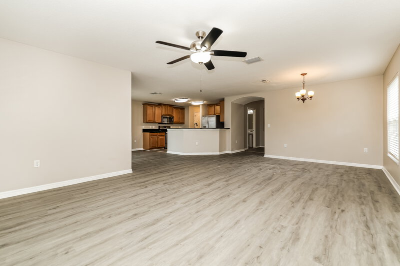2,025/Mo, 7614 Maroon Peak Dr Ruskin, FL 33573 Living Room View