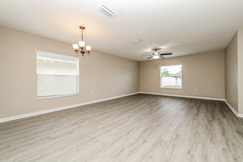 2,025/Mo, 7614 Maroon Peak Dr Ruskin, FL 33573 Dining Room View