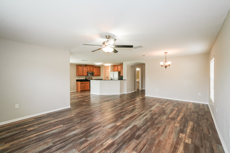 2,235/Mo, 7614 Maroon Peak Dr Ruskin, FL 33573 Living Room View 2