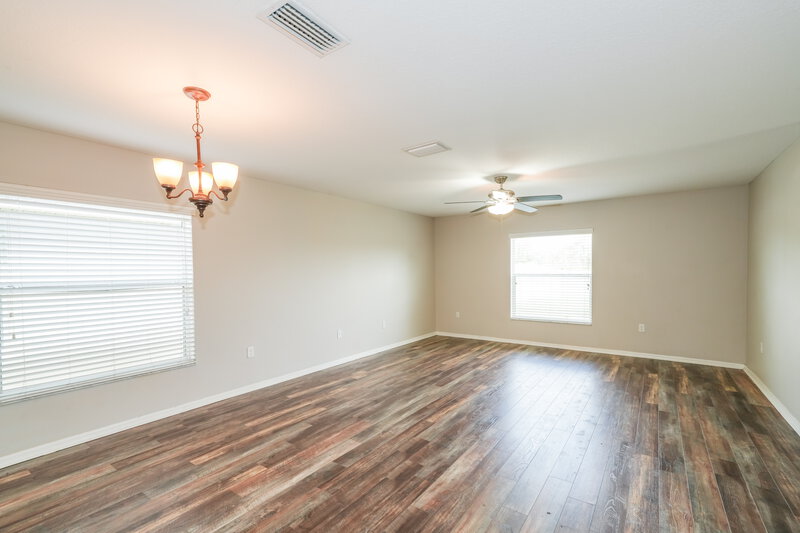 2,235/Mo, 7614 Maroon Peak Dr Ruskin, FL 33573 Dining Room View