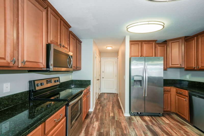 2,235/Mo, 7614 Maroon Peak Dr Ruskin, FL 33573 Kitchen View